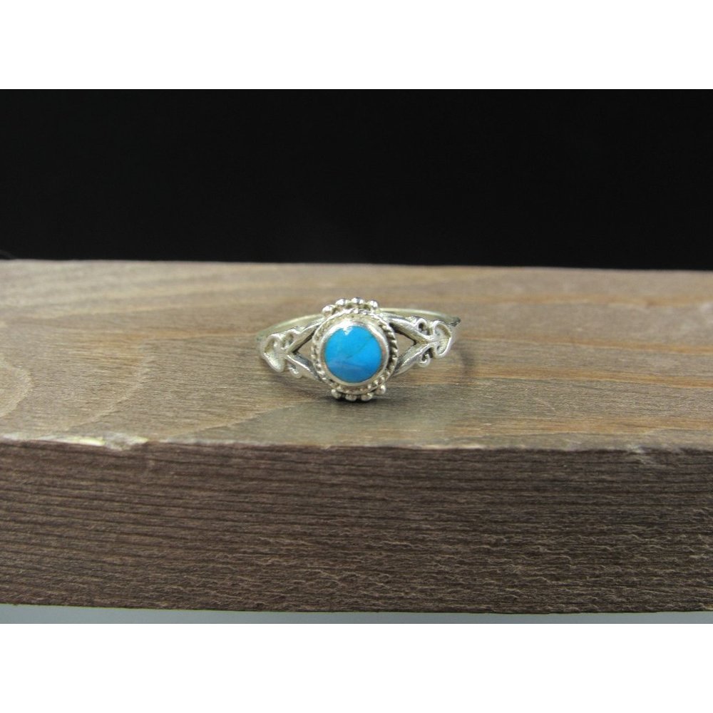 Size 7.5 Sterling Silver Unique Heart Blue Inlay Band Ring